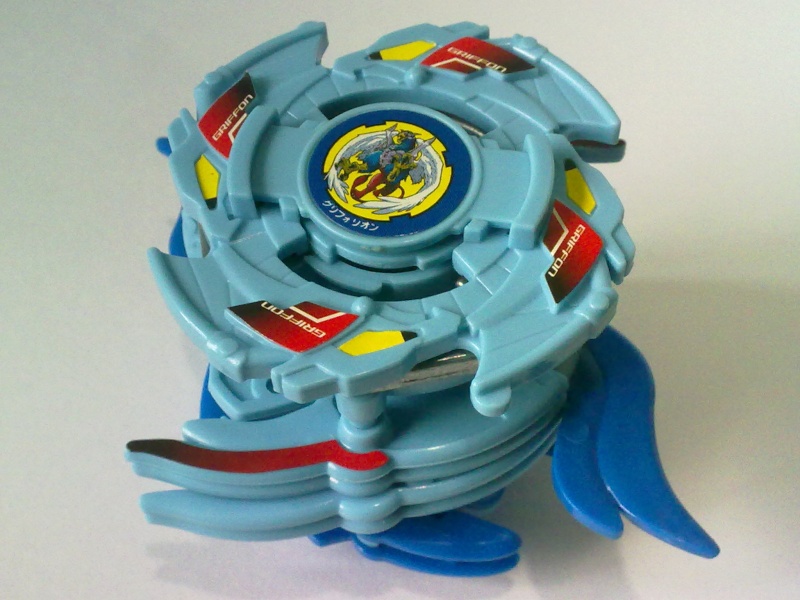 File:Griffolyon hiddenspiritbeybladeform upperview.jpg